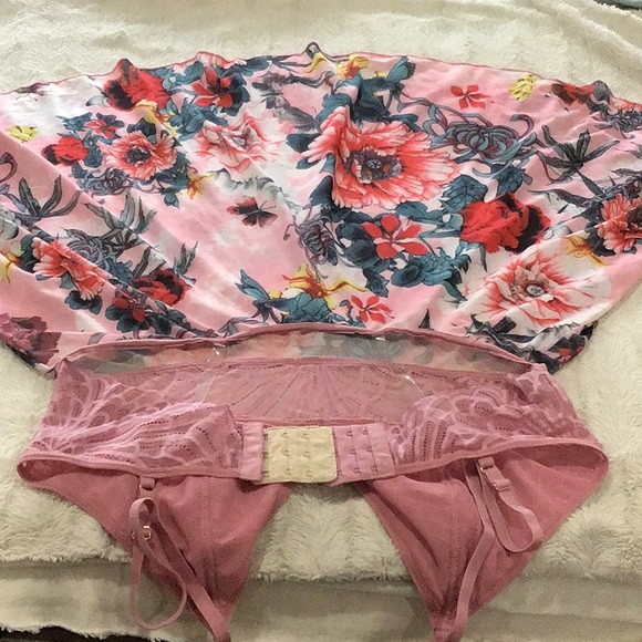 SOLD! French Affair Floral and Lace Babydoll (without Thong) Size 2X - Picture 8 of 9